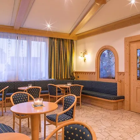 Hotel Hotel Al Cervo 3*